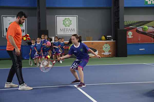 meram-yaz-spor-okullarinda-yeni-donem-egitimleri-basladi-004.jpg