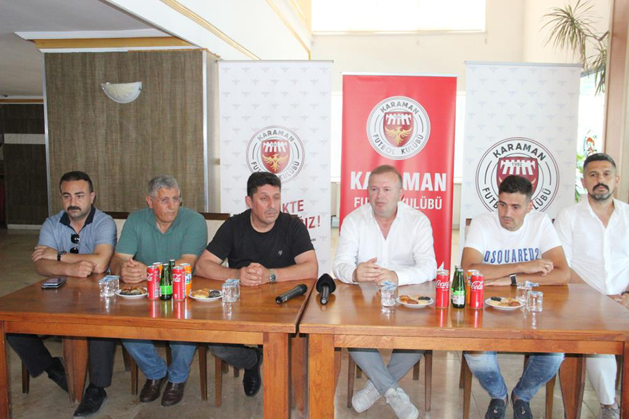 karaman-fknin-yeni-teknik-direktoru-imzayi-atti.jpg