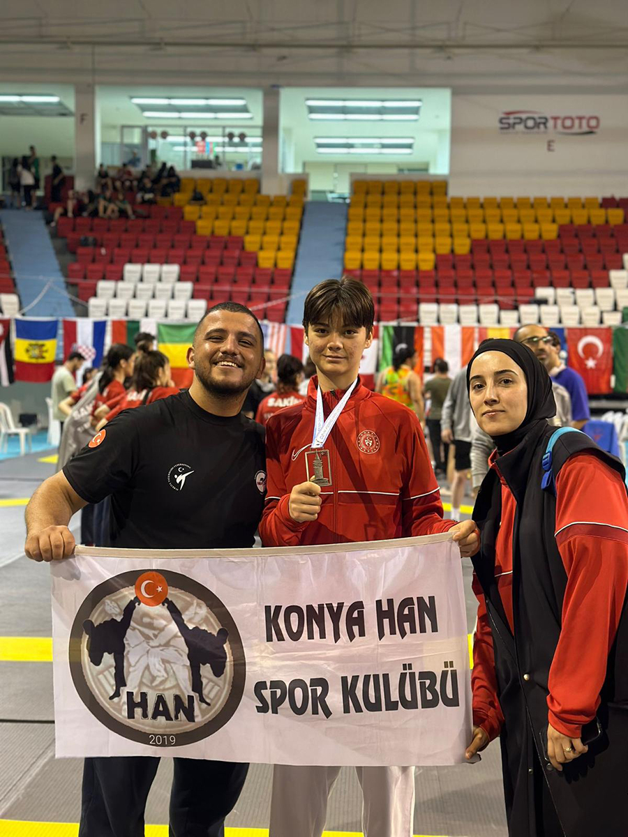 konyali-sporcu-uluslararasi-turnuvada-2-oldu-002.jpg