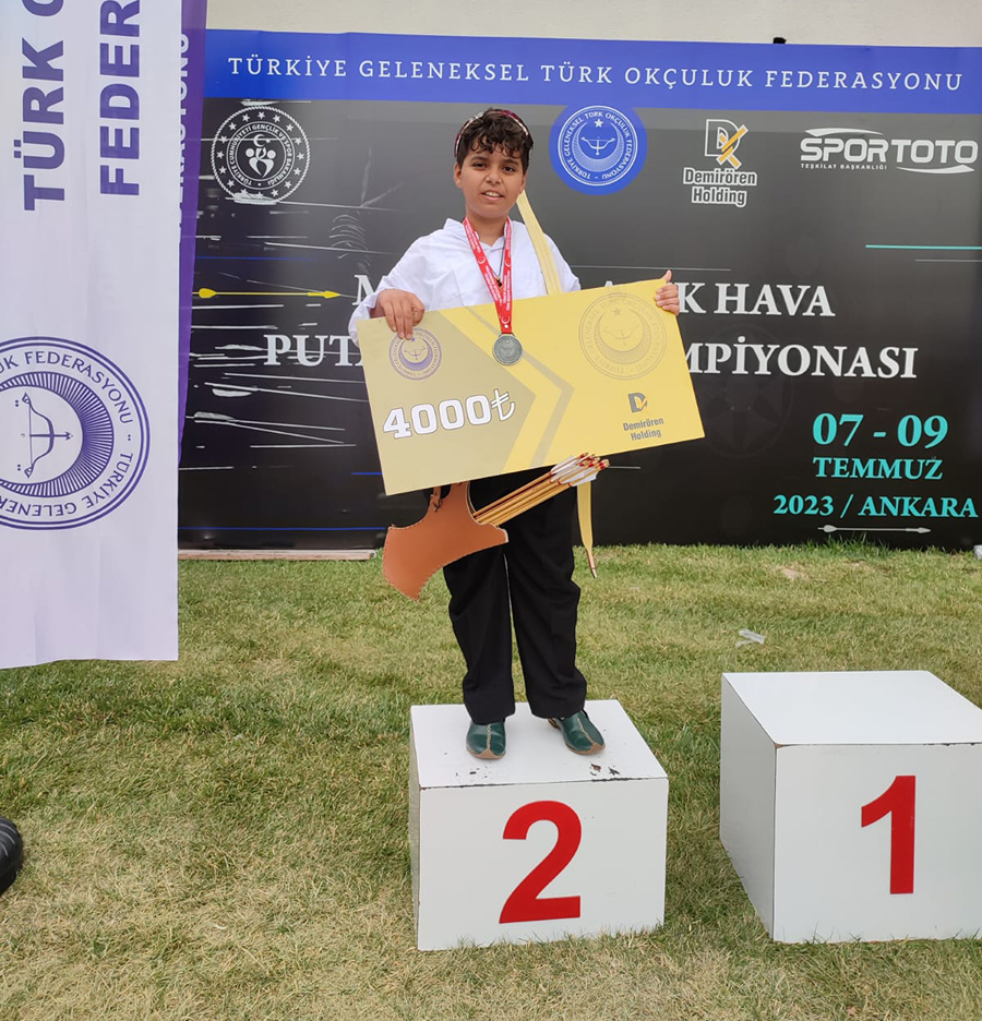 konyali-minik-okcu-gumus-madalya-kazandi-004.jpeg