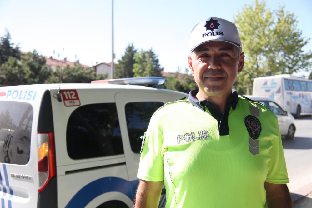 konyada-minibus-suruculerine-polis-yolcu-surprizi-ceza-yazildi-003.jpg