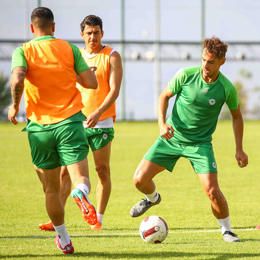 konyaspor-sebail-macina-hazir-002.png