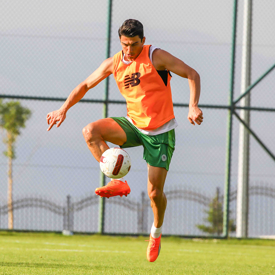 konyaspor-sebail-macina-hazir-004.png