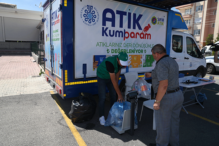 selcukluda-atiklar-mobil-araclar-ile-ekonomiye-kazandirilacak-001.png