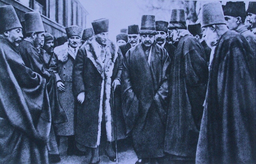 konya-protokolu-ataturkun-sehre-gelisinin-103-yilini-kutladi.jpg