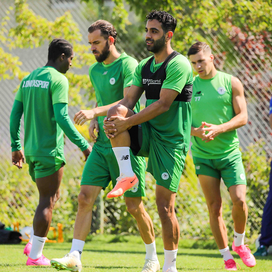 konyaspor-taktik-calisti-002.png