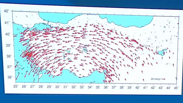 deprem-uzmani-konyayi-ornek-gosterdi-kacacak-yerimiz-yok-002.webp