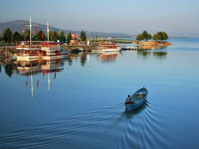 beysehir-golu-milli-parki-nerede-giris-ucreti-ve-ziyaret-saatleri-001.webp