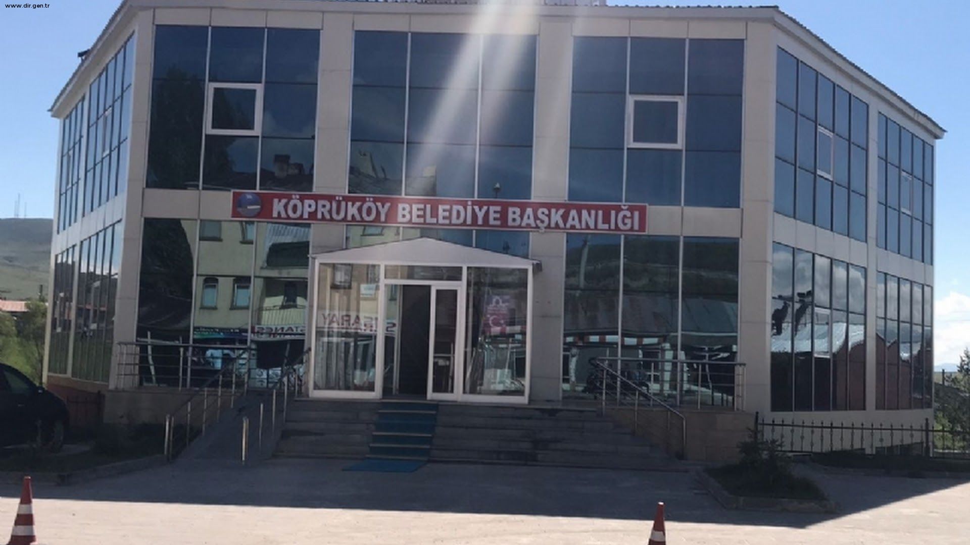 erzurum-koprukoy-belediyesi-3-farkli-pozisyona-personel-ariyor-iste-ayrintilar.jpg