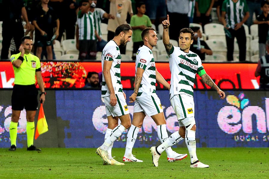 konyaspor-gaziantep-fkyi-2-0-yendi.jpg