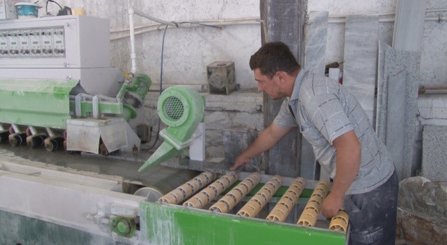 konyada-aylik-20-bin-liraya-cirak-50-bin-liraya-usta-bulunmuyor-001.jpg