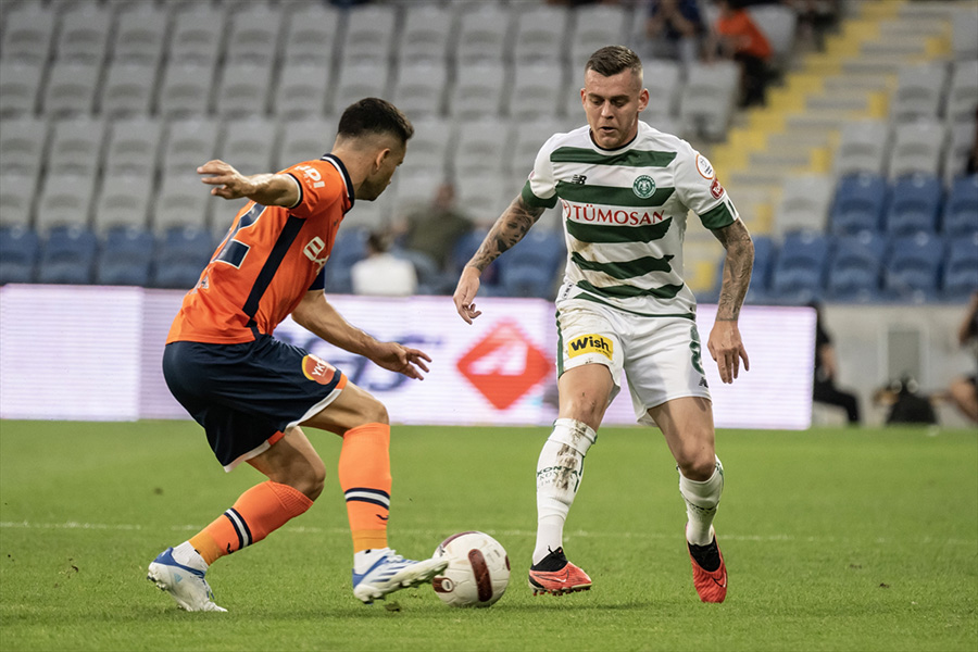 basaksehir-konyaspor-003.jpg