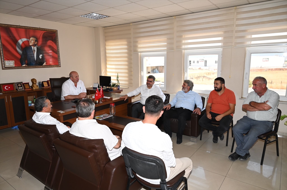 konya-milletvekili-erdem-her-zaman-halkin-icinde-olan-bir-partiyiz-003.jpg