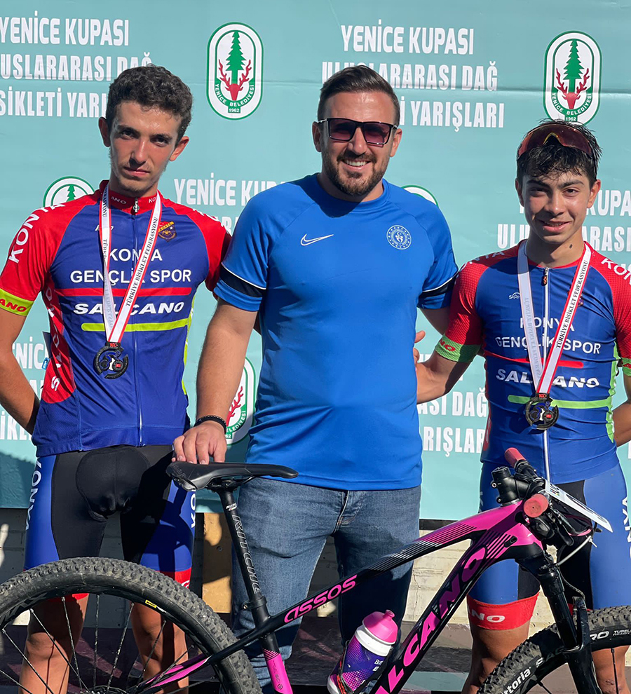 konyali-bisikletciler-yine-zirvede-001.jpg