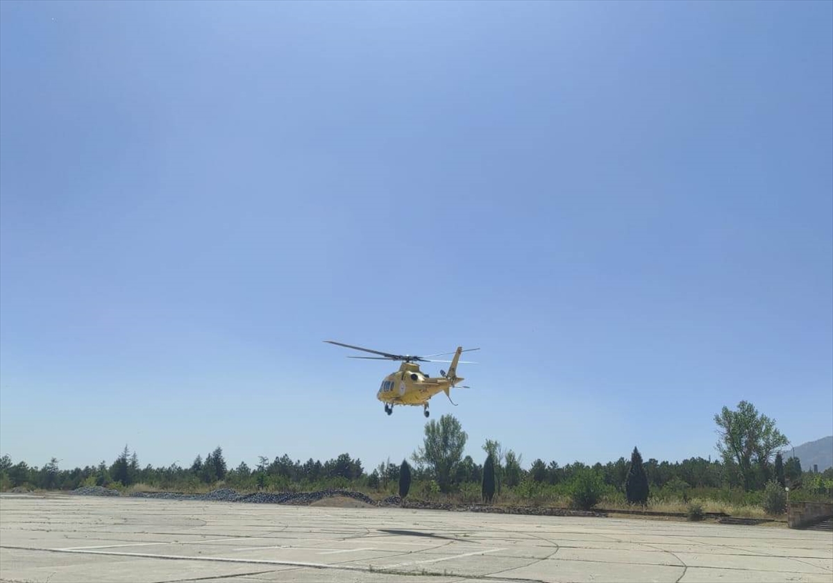 konyanin-hava-ambulansi-kalp-krizi-geciren-hasta-icin-kalkti.jpg