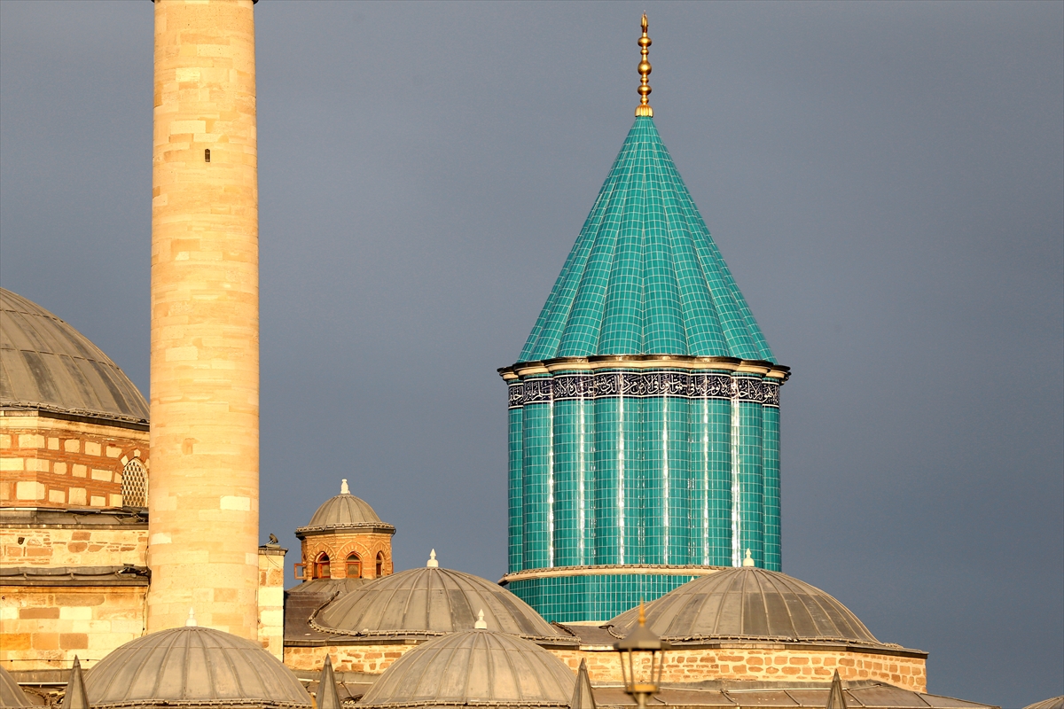 konyada-tarihin-en-kapsamli-restorasyonu-bitti-yesil-kubbe-yenilendi-003.jpg