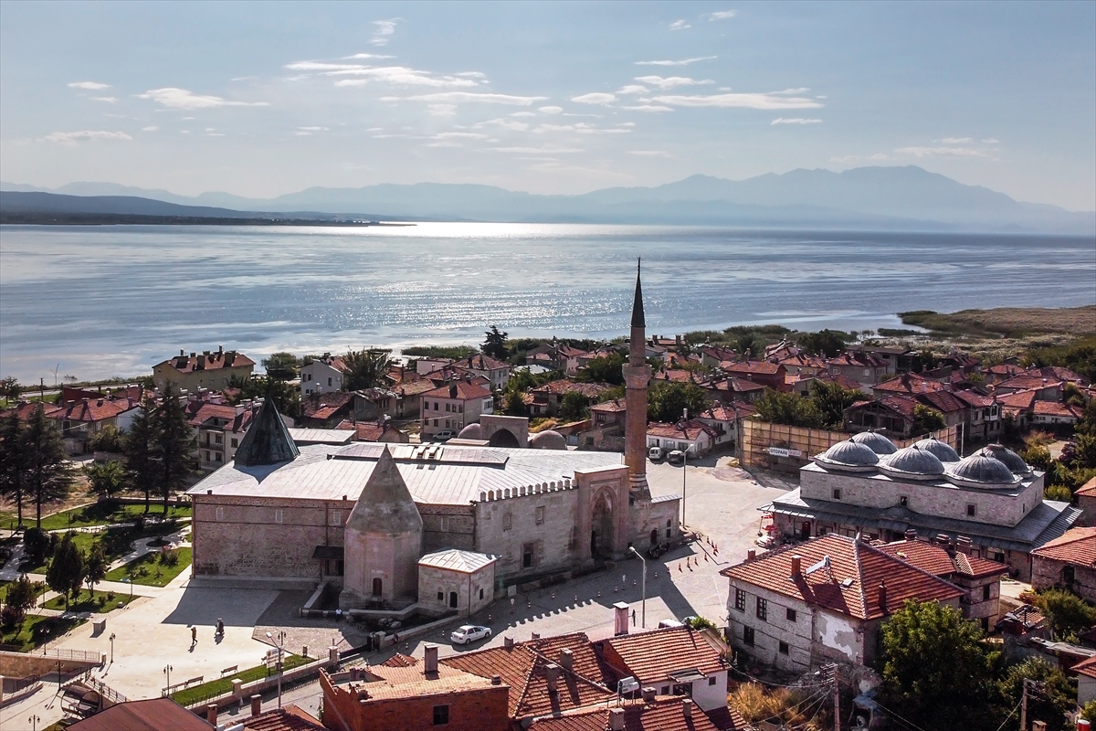 icinde-zamanin-durdugu-camii-konyalilarin-gururu-oldu.jpg