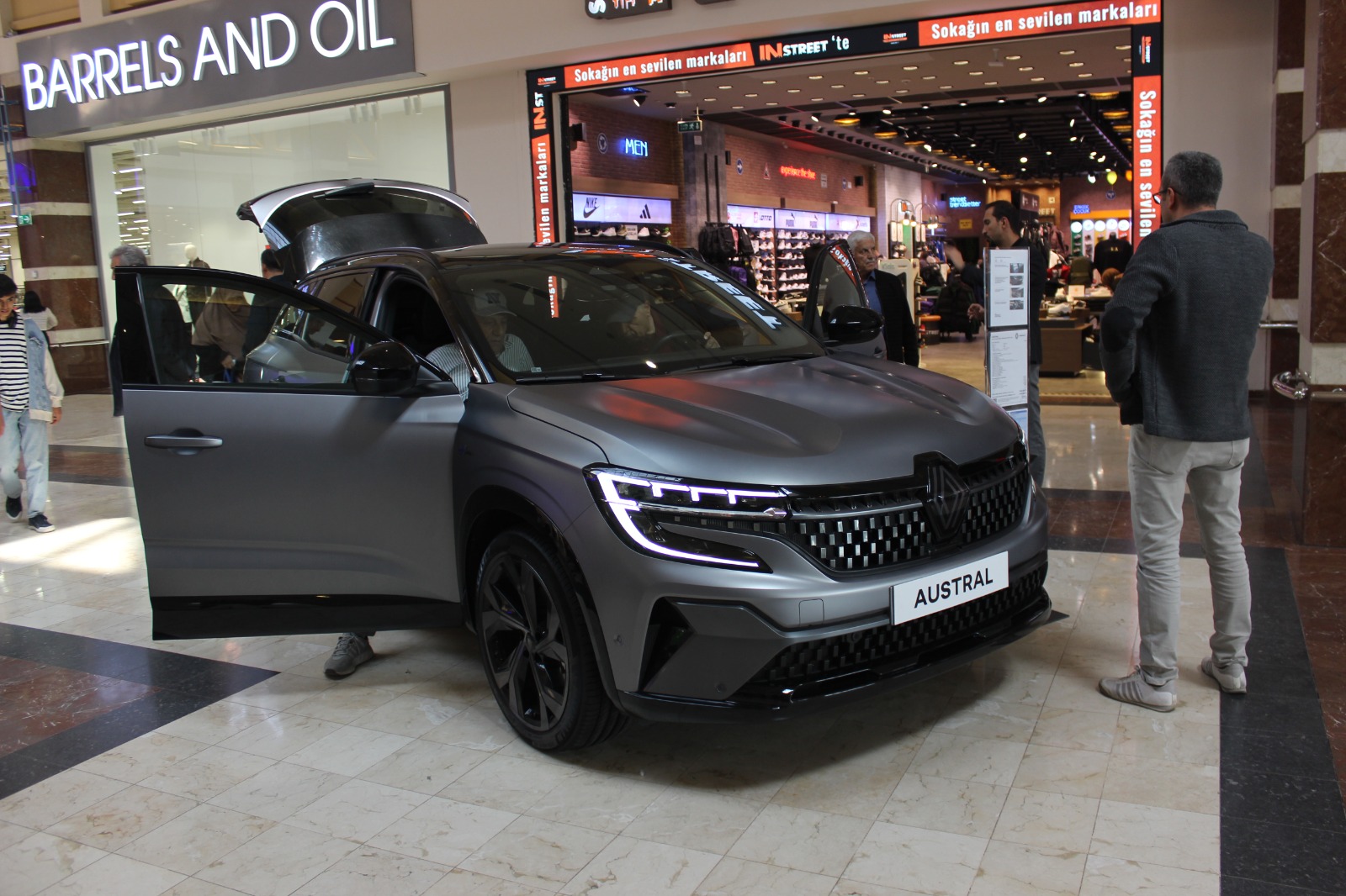 celik-motorlu-araclar-konyalilarla-bulustu-003.jpg