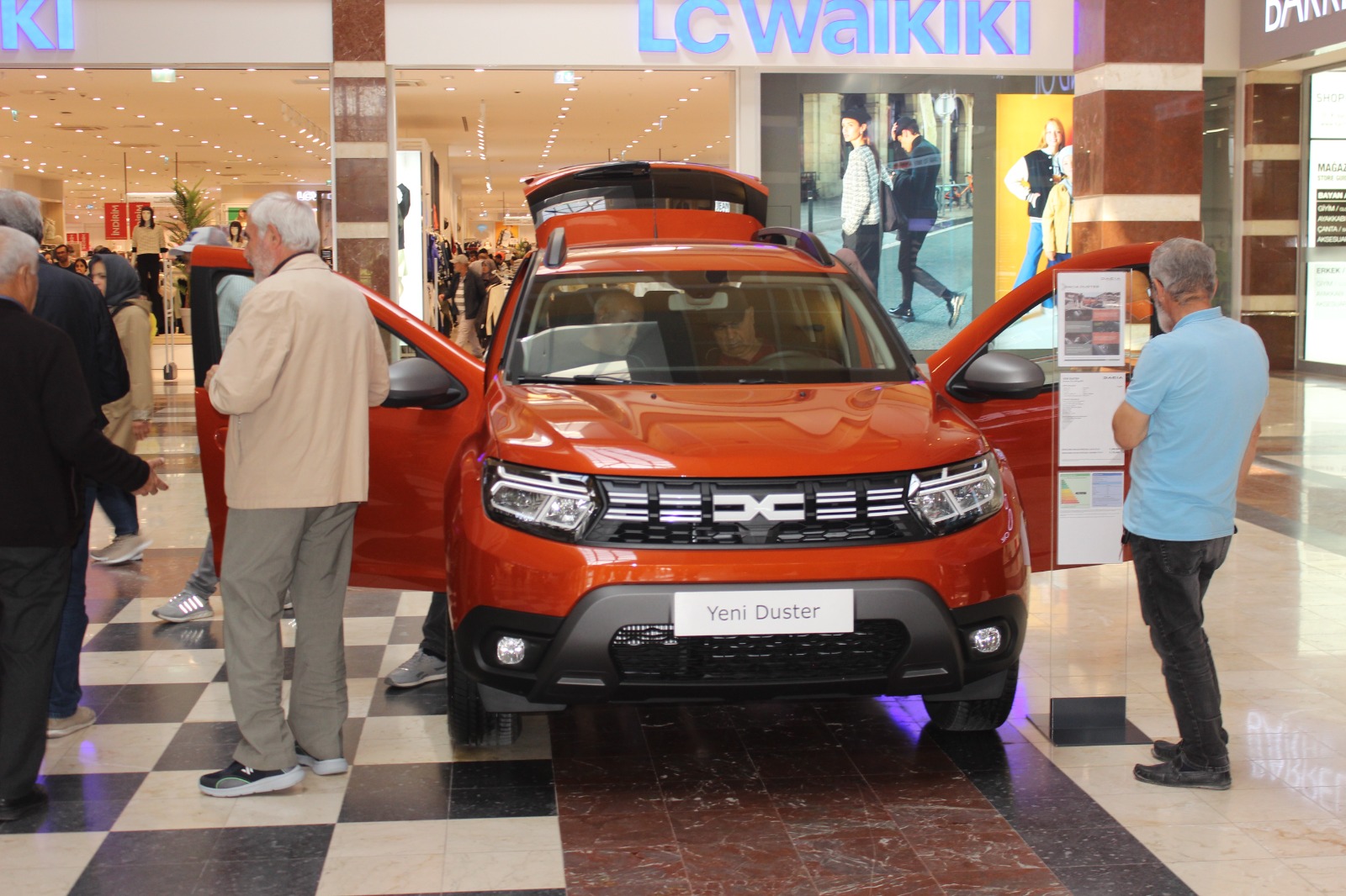 celik-motorlu-araclar-konyalilarla-bulustu.jpg
