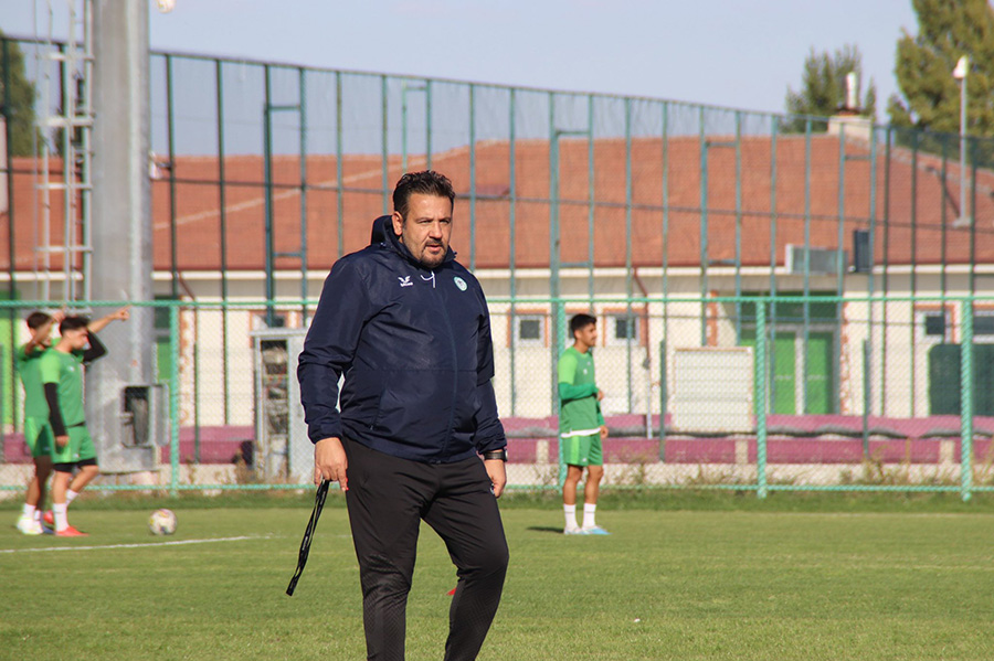 1922-konyaspor-ilk-galibiyete-odaklandi.jpg