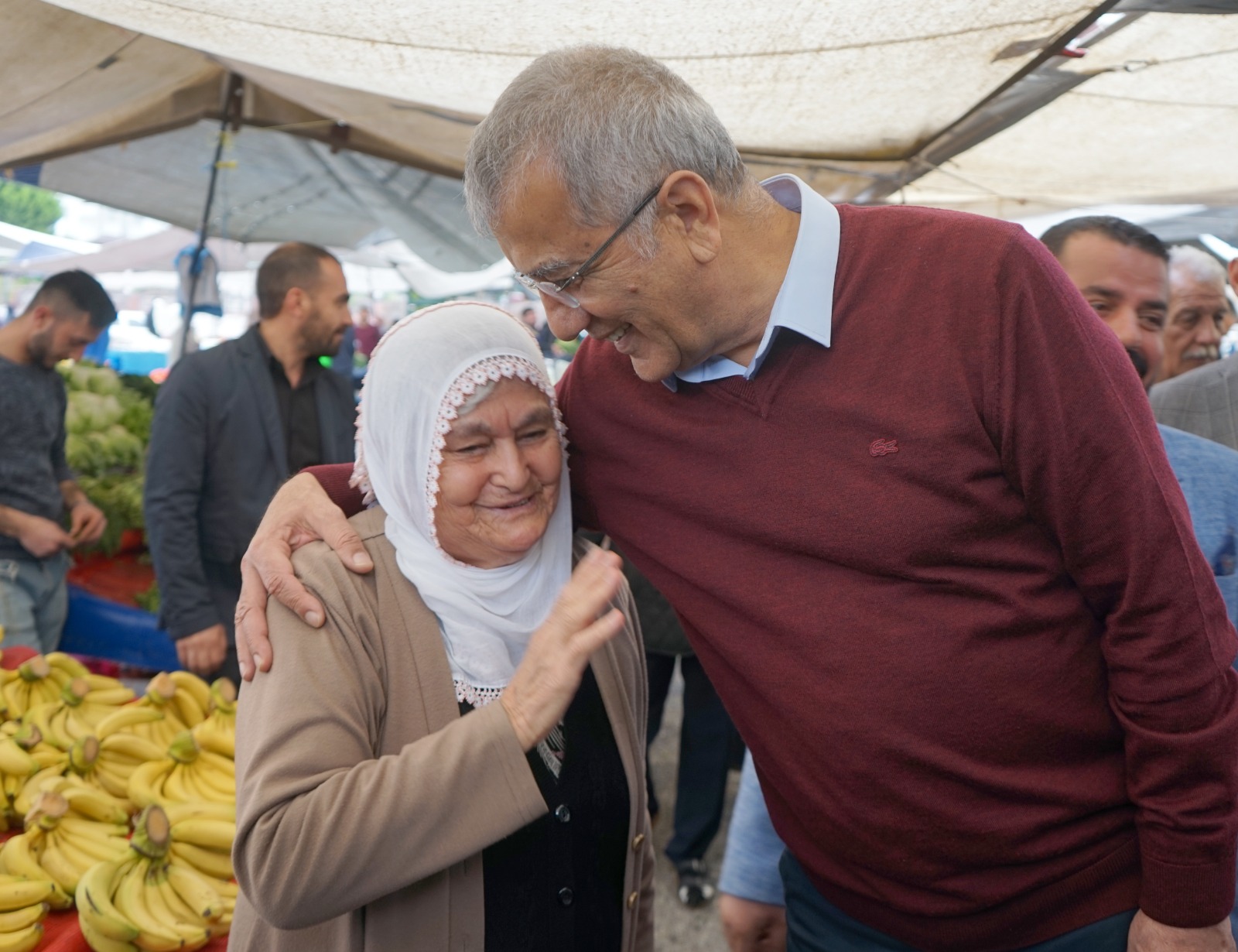 mersinde-belediyeden-emeklilere-maddi-destek-mujdesi.jpeg