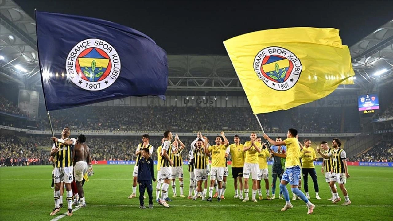 fenerbahcede-keyifler-yerinde-001.webp