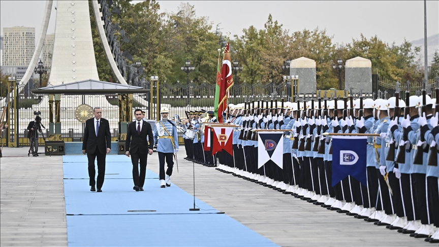 turkmenistan-devlet-baskanindan-turkiyeye-ilk-resmi-ziyaret-001.jpg