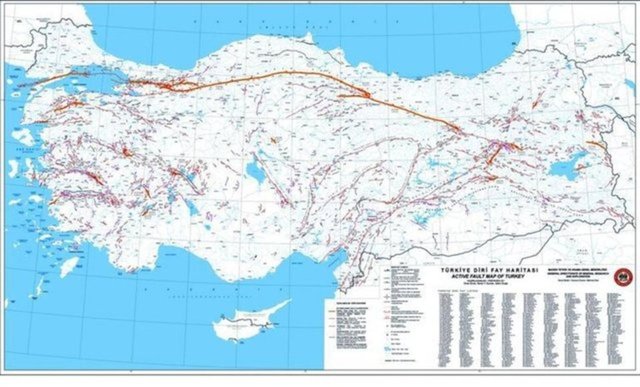 konya-dahil-45-il-diri-fay-hatti-uzerinde-iste-o-sehirler.jpg