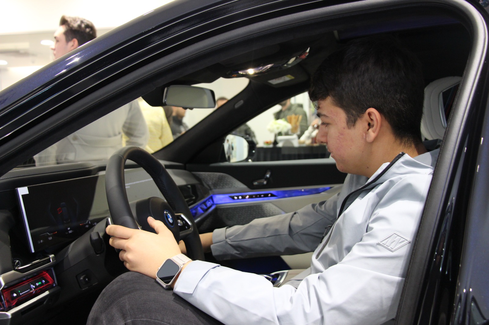 konyalilar-yeni-bmw-5i-test-etti-002.jpeg