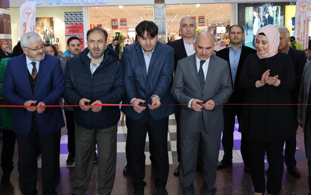 konyada-ruhumun-isigi-sonmesin-sergisi-acildi-001.jpg