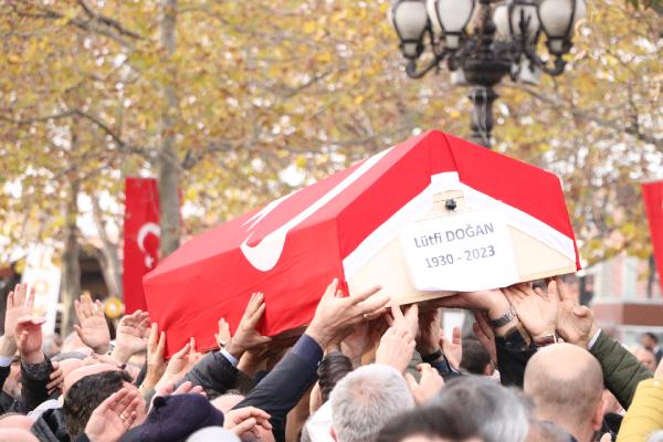 eski-diyanet-isleri-baskani-lutfi-dogan-son-yolculuguna-ugurlandi.jpg