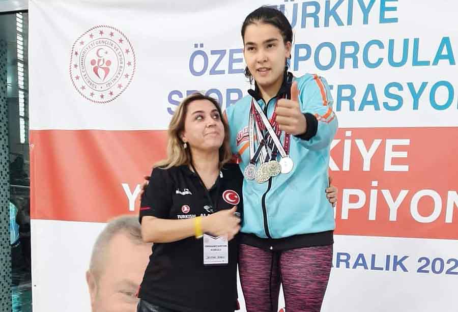 konyali-ozel-sporcu-yuzme-sampiyonasina-damga-vurdu-001.jpg