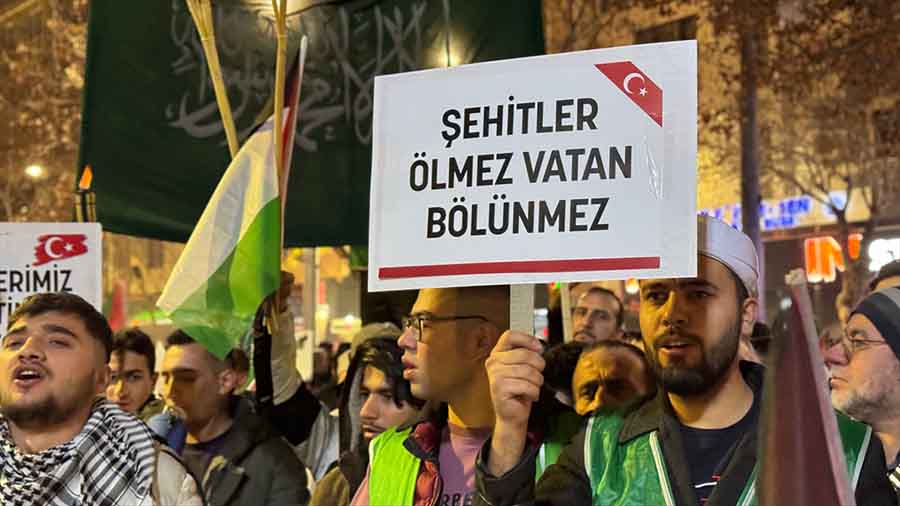 konyada-mesaleli-yuruyus-teror-orgutu-pkk-ve-katil-israil-protesto-edildi.jpg