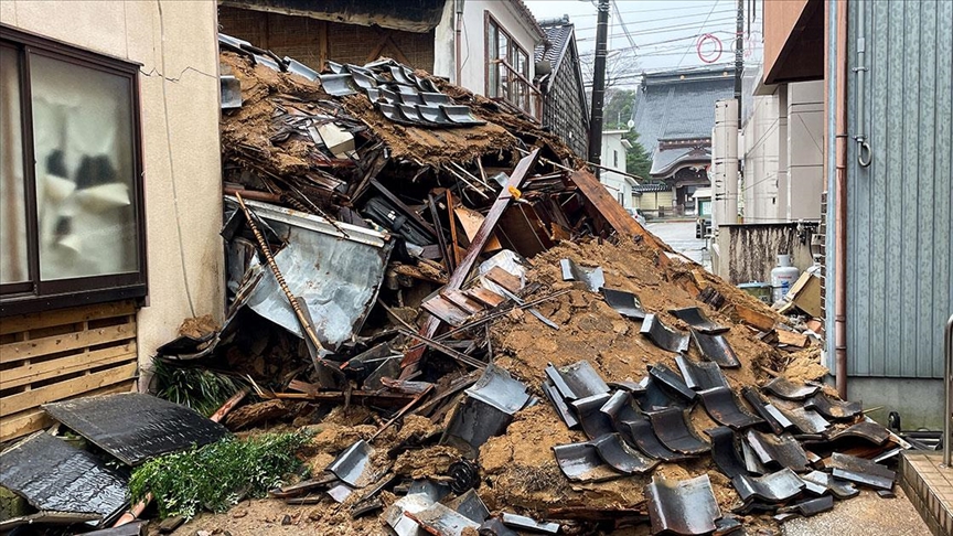 japonyadaki-depremlerde-can-kaybi-180e-cikti.jpg