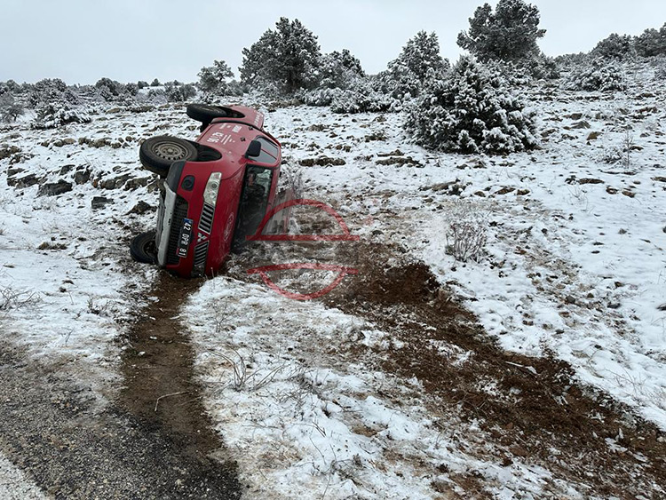 konyada-orman-isletme-gorevlileri-kaza-yapti-yaralilar-var-001.jpg