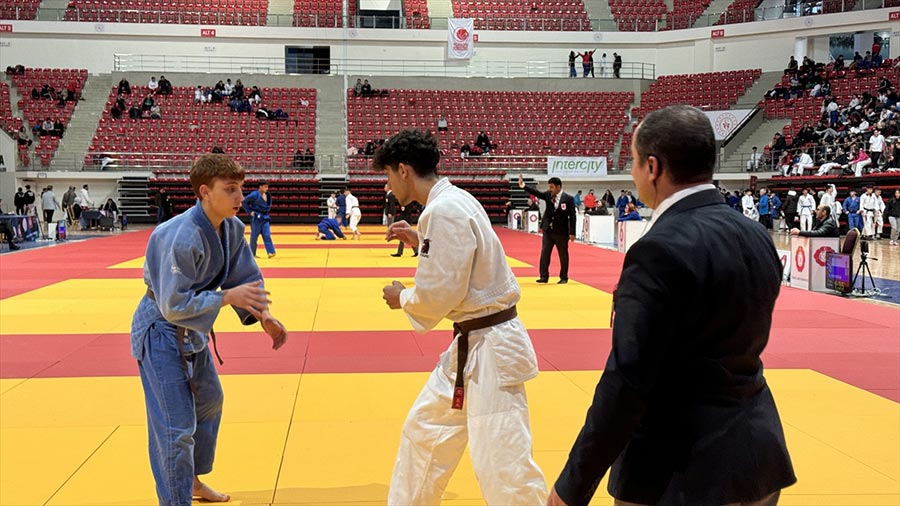 konyada-judo-sampiyonasi-heyecani-basladi.jpg