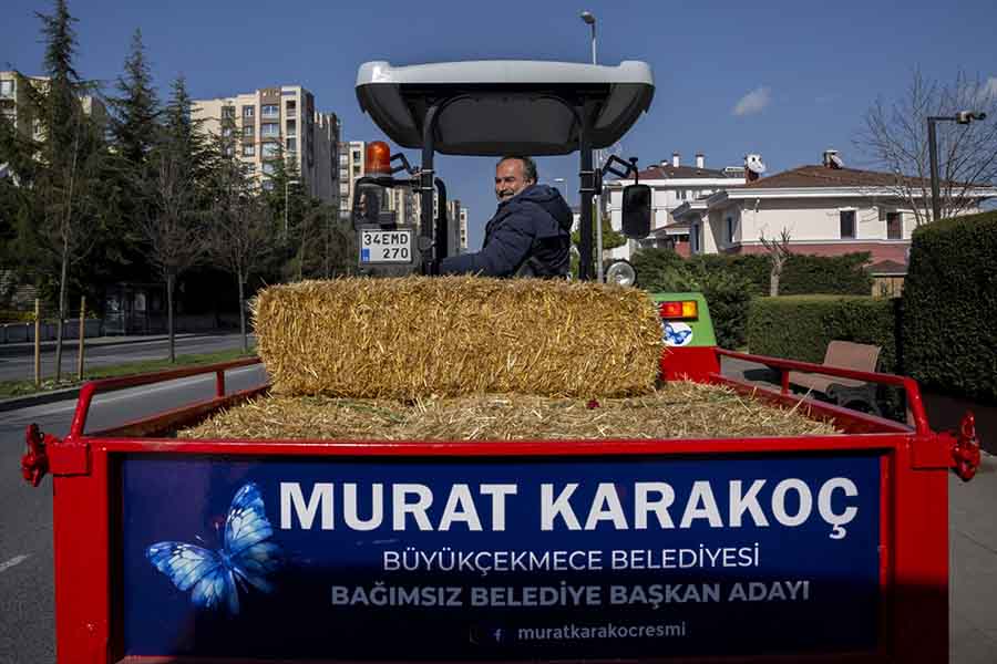 baskan-adayinin-secim-calismalari-icin-kullandigi-yontem-gorenleri-hayrete-dusurdu.jpg