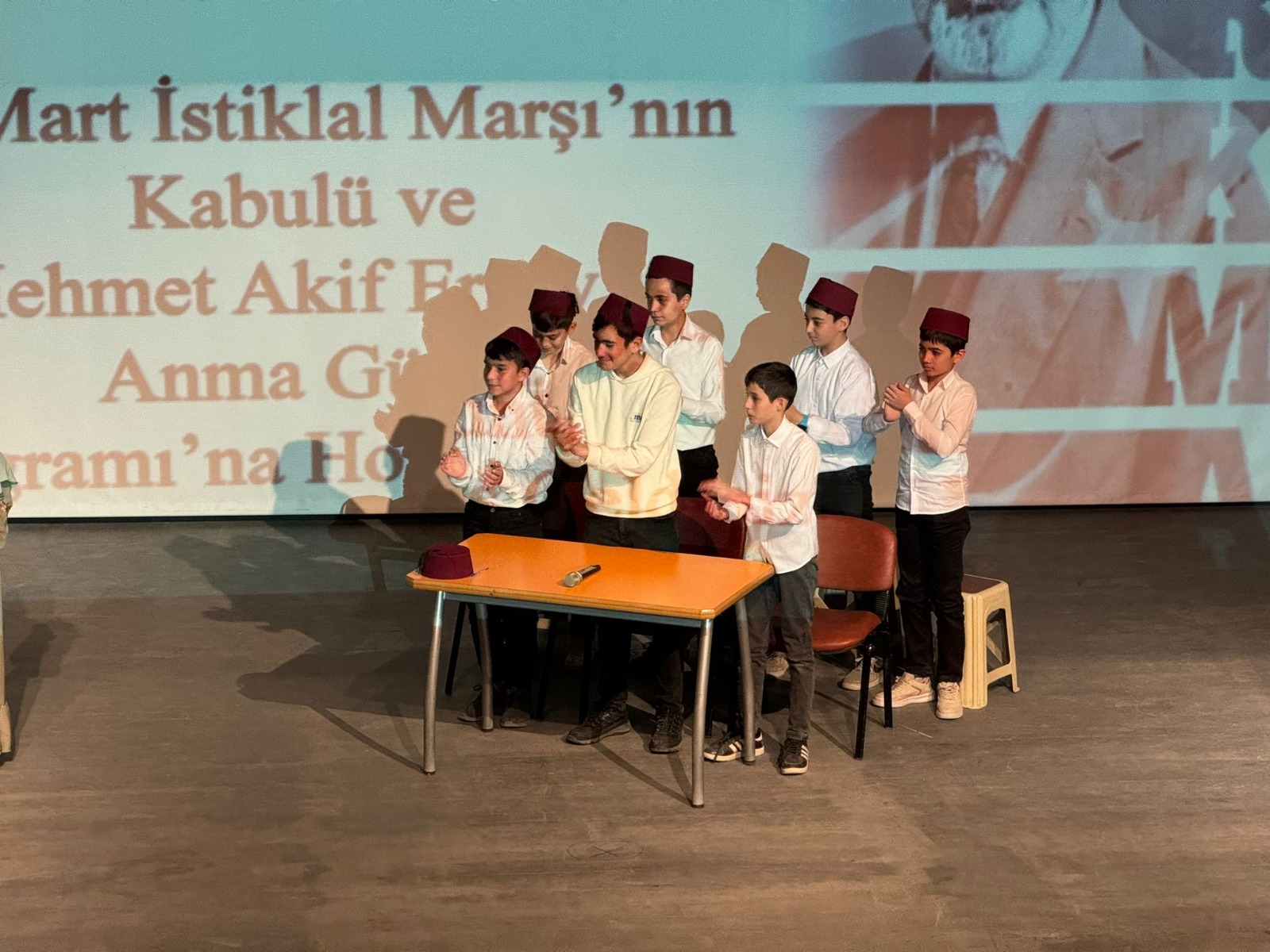 karapinarda-milli-sairimiz-mehmet-akif-ersoy-anildi-002.jpeg