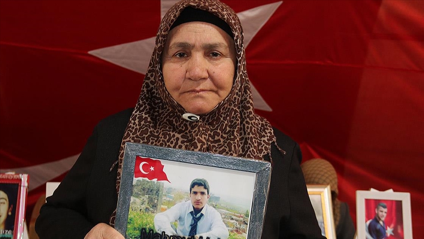 diyarbakir-annelerinin-mucadelesi-bin-665-gundur-devam-ediyor.jpg