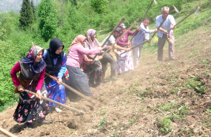 asirlik-imece-gelenegini-surduruyorlar.jpg