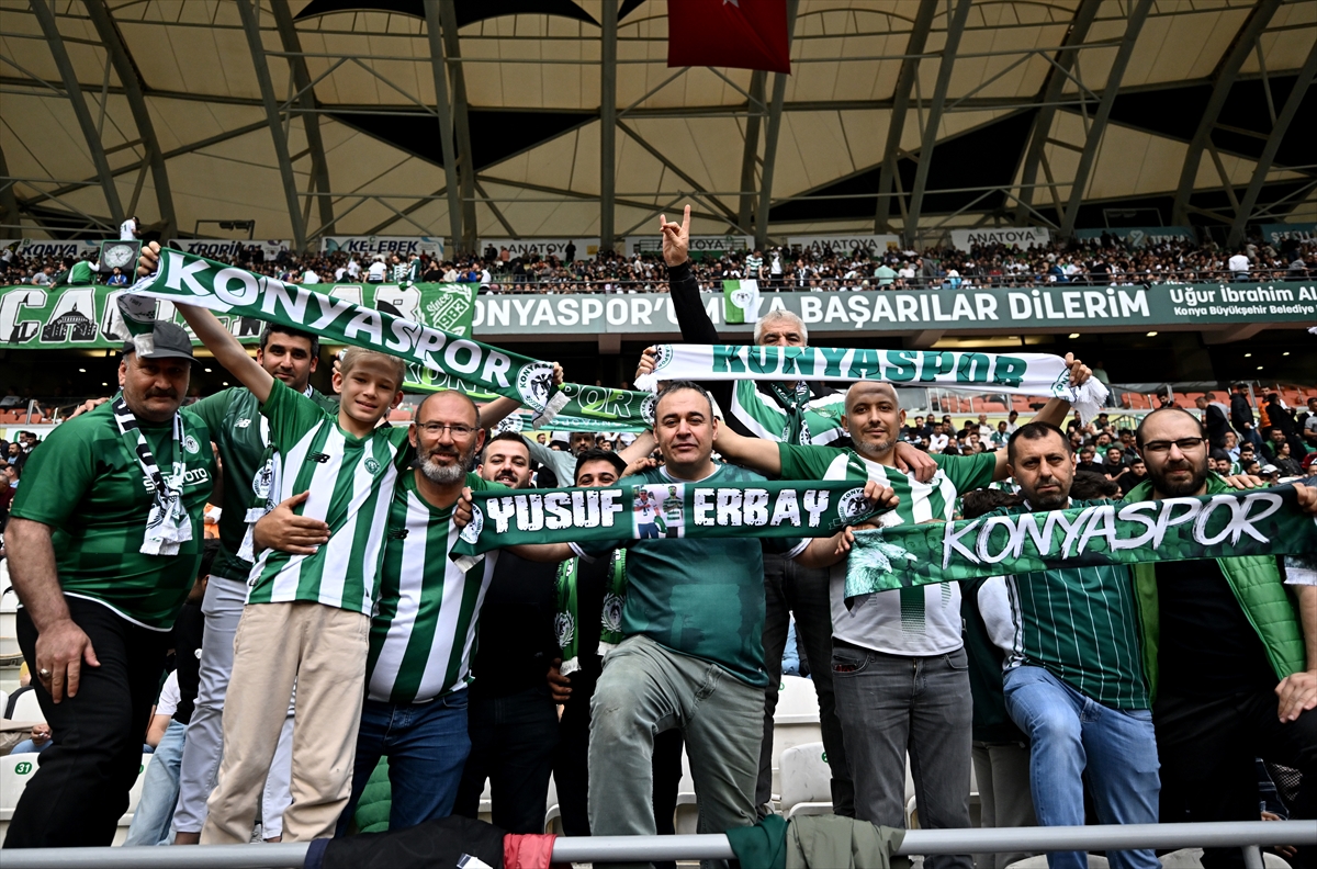 konyaspor-taraftarina-gelecek-sezon-uzun-yol-gorundu-001.jpg