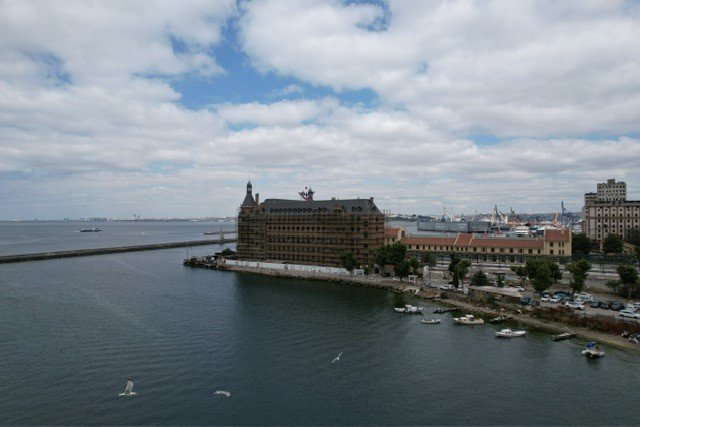 haydarpasa-garinin-ortusu-yillar-sonra-kaldirildi-002.jpg