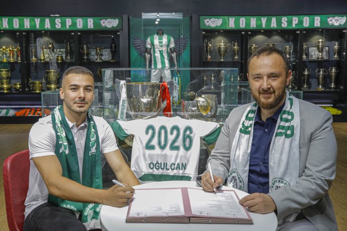 konyaspor-ogulcan-ulgun-ile-sozlesme-yeniledi.png