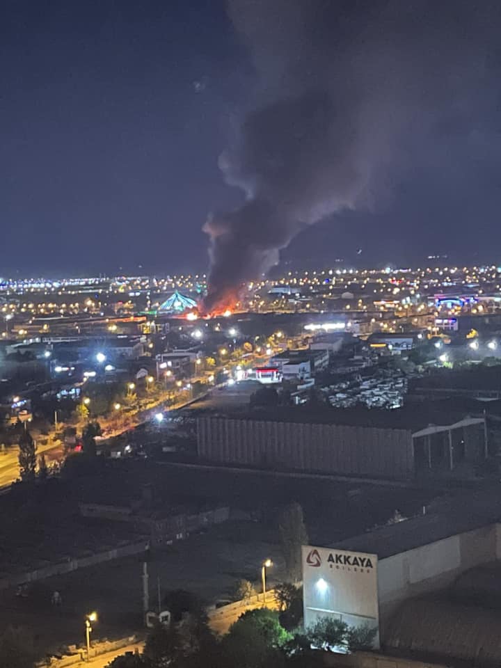 konyada-fabrika-yangini-patlamalar-da-yasandi.jpg