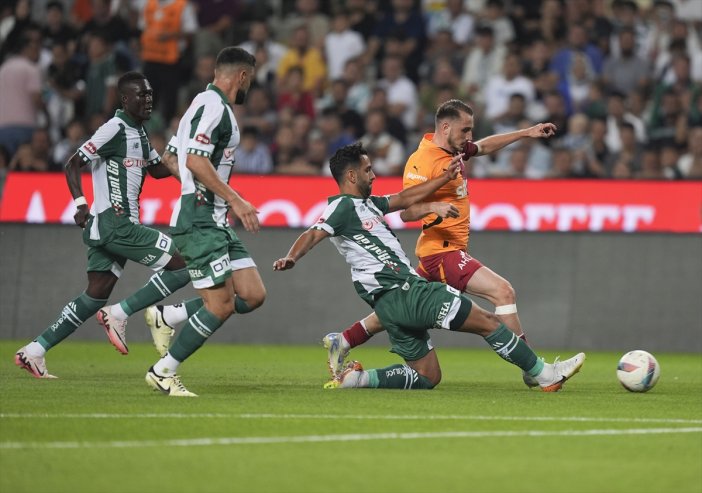 konyaspor-kacirdi-galatasaray-atti-002.jpg