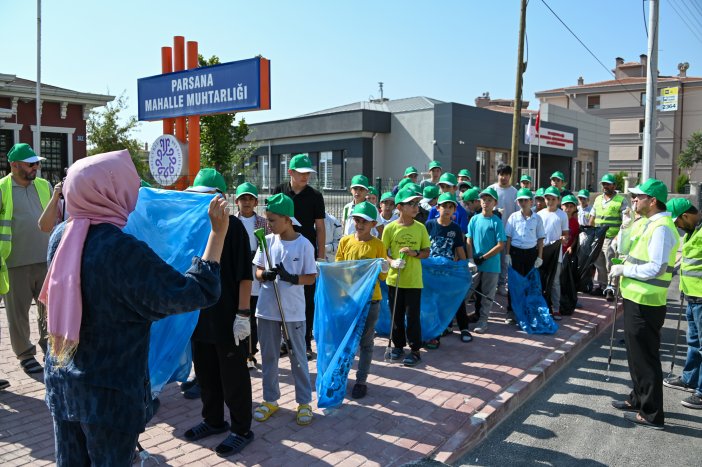 konyada-kuran-kursu-ogrencileri-cevre-temizligi-yapti.jpg