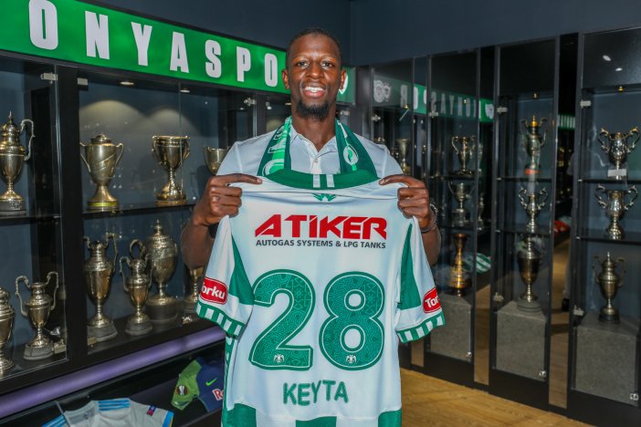 konyaspor-hamidou-keytayi-renklerine-bagladi.png