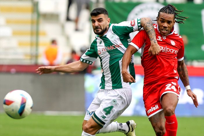 canli-anlatim-konyaspor-sivasspor-003.jpg