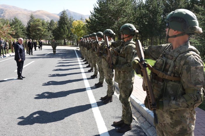 bakan-guler-irakla-isbirligini-sahaya-yansitmaya-basliyoruz.jpg