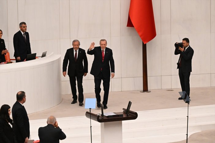 cumhurbaskani-erdogan-israil-saldirganligi-turkiyeyi-de-icine-almaktadir-001.jpg